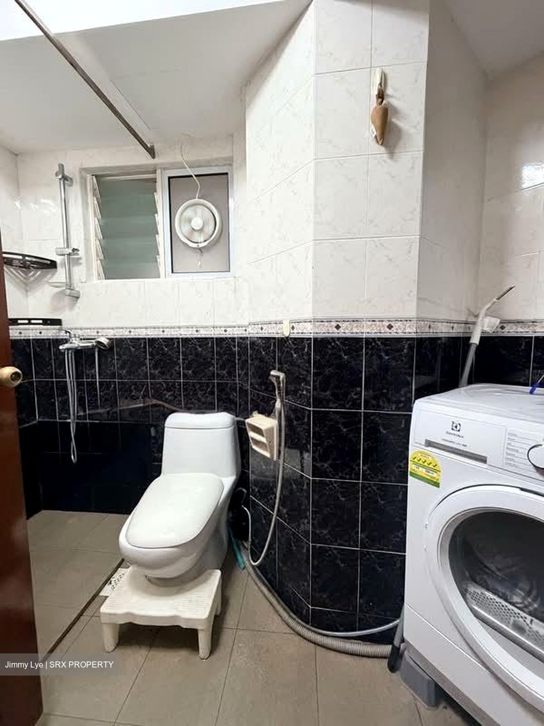 Melville Park (D18), Condominium #566845731